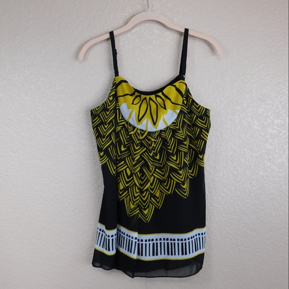 Nicole by Nicole Miller Beaded Camisole Style Top - Picture 2 of 6